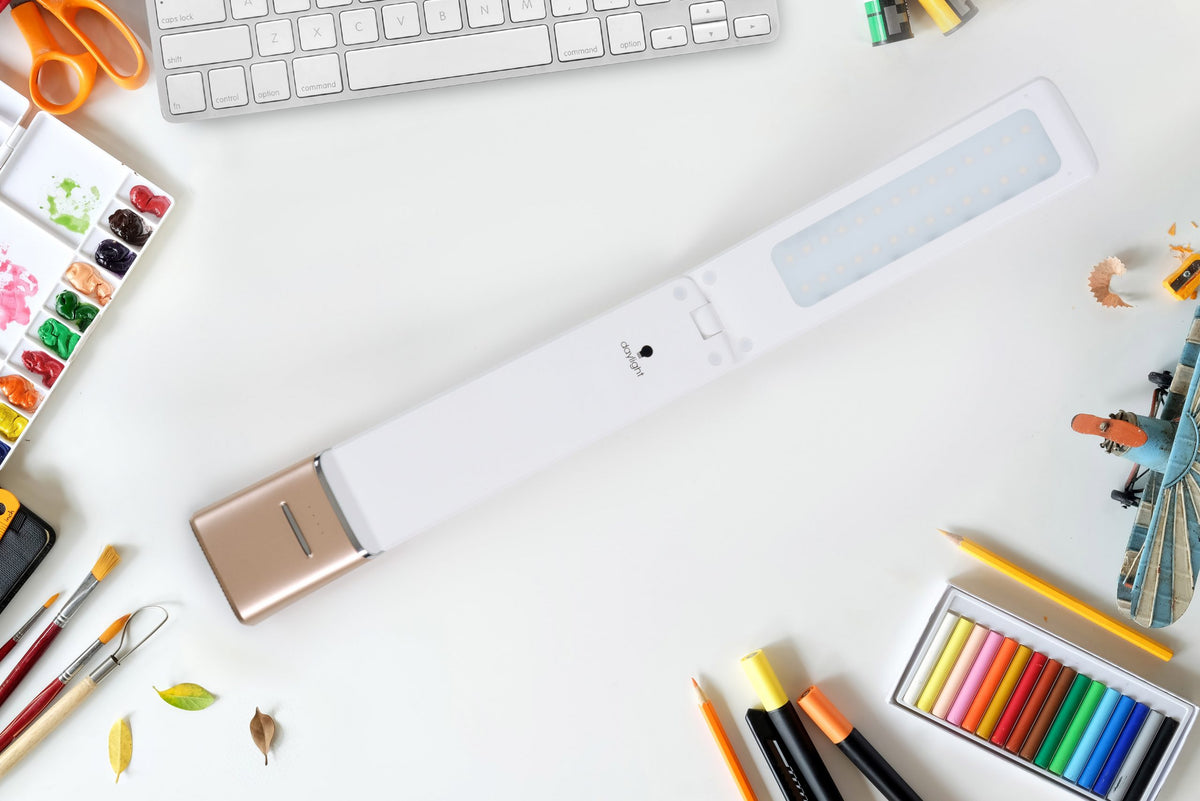 Daylight Smart Go Rechargeable Table Lamp