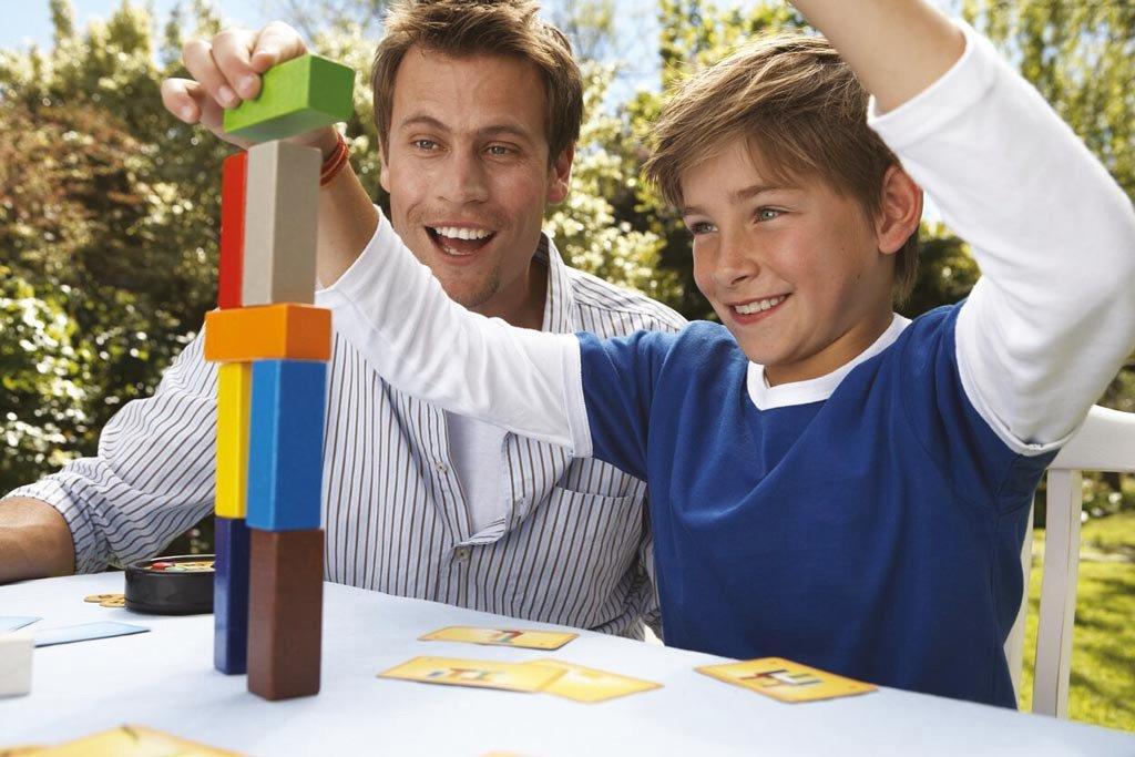 Ravensburger Make N Break Game