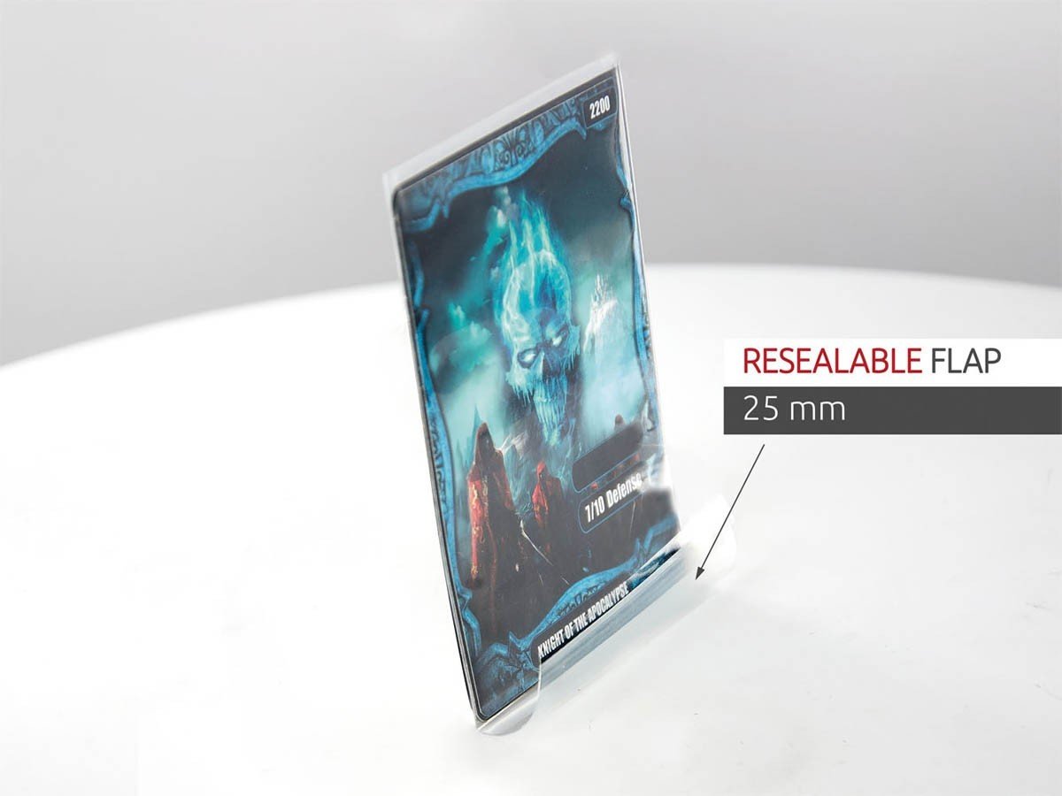 Ultimate Guard Precise-Fit Resealable Sleeves - Standard-Size (100 Sleeves)