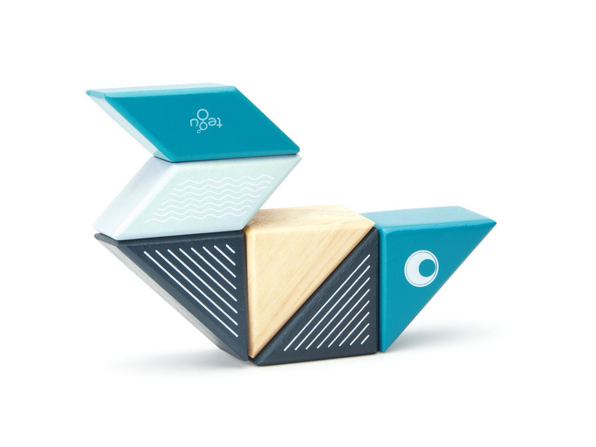 Tegu Magnetic Wooden Blocks - Travel Pals - Whale